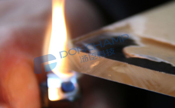 定做亚克力制品过程中有哪些需要了解的细节问题